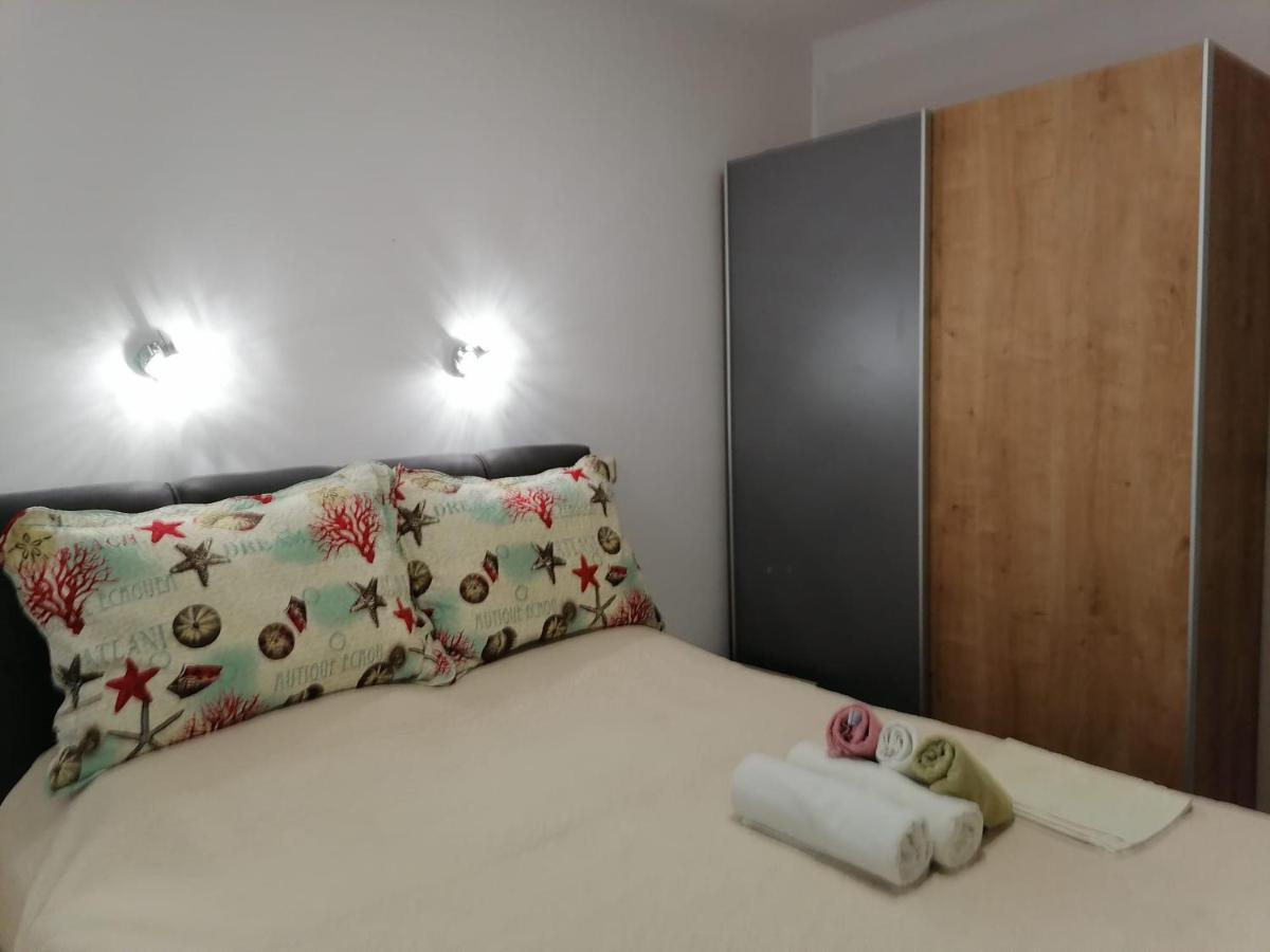 Apartments Villa Sibenik พรีมอชเตน ภายนอก รูปภาพ