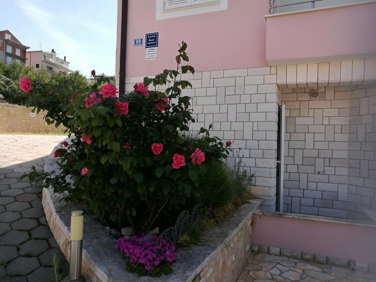 Apartments Villa Sibenik พรีมอชเตน ภายนอก รูปภาพ